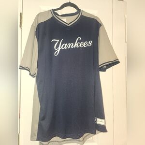 NY Yankees Jersey material Tee Size 2x